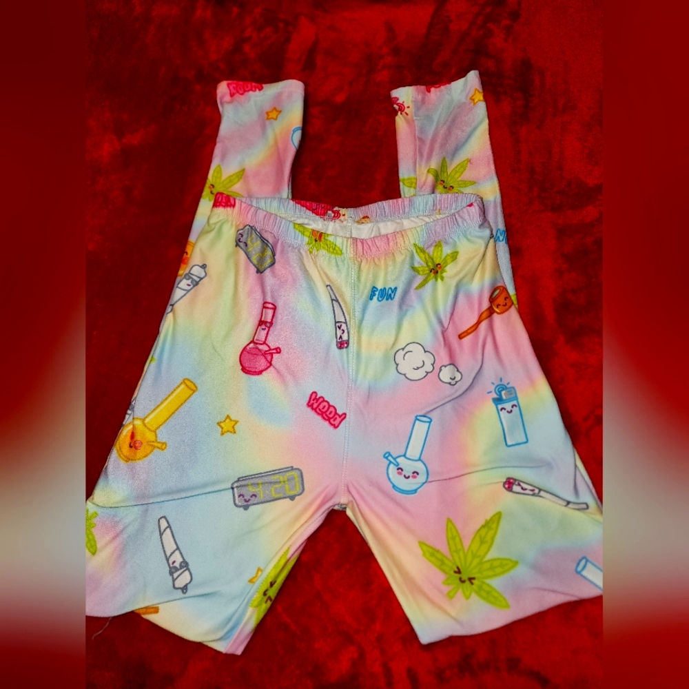 Super cute leggings